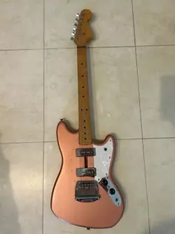 DAIKI TSUNETA FENDER MUSTANG GUITAR WITH BONUS _55477