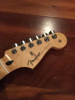 2020 FENDER PLAYER STRAT MAPLE NECK STRATOCASTER TUNERS SPECIAL EDITION