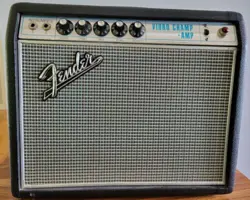1967 FENDER VIBRO CHAMP AMP EXCELLENT CONDITION
