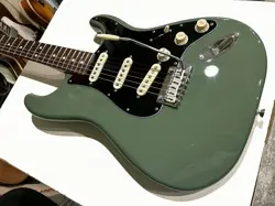 FENDER USA AMERICAN PROFESSIONAL STRATOCASTER ANTIQUE OLIVE 2017 ELECTRIC GUITAR