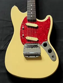 FENDER JAPAN MG69 1990S ELECTRIC GUITAR