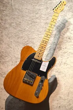 FENDER MADE IN JAPAN HYBRID II TELECASTER MAPLE FINGERBOARD  VINTAGE NATURAL