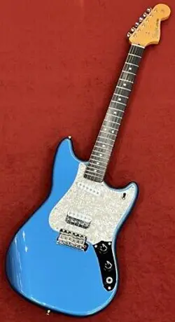 FENDER MADE IN JAPAN LIMITED CYCLONE  LAKE PLACID BLUE  3.48KG