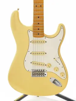 YWH STRATOCASTER WITH