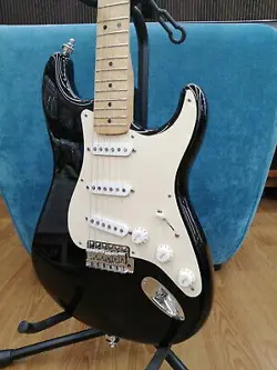 FENDER JV SIG TEX MEX USED ALDER BODY MAPLE NECK MAPLE FINGERBOARD W/SOFT CASE