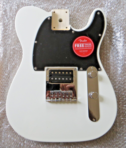 GENUINE!! FENDER SQUIER