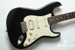 FENDER AMERICAN DELUXE STRATOCASTER PLUS HSS - MYSTIC BLACK #GG21M