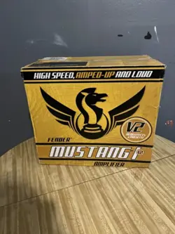 FENDER MUSTANG 1(V.2) GUITAR AMPLIFIER #CGPC17013841 PR824