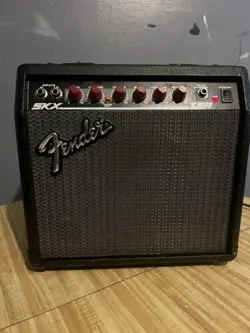 FENDER GUITAR AMPLIFIER SKX 15R #106746