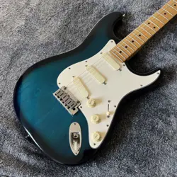 1990 USA FENDER STRATOCASTER STRAT PLUS DELUXE - BLUE PEARL BURST