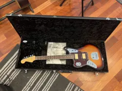 FENDER KURT COBAIN JAGUAR LEFT-HAND 6 STRING ELECTRIC GUITAR