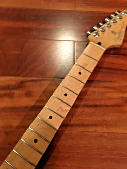 2000 FENDER STRAT