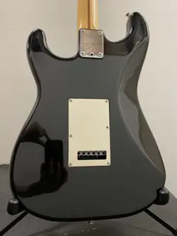 STRATOCASTER BLACK ALL