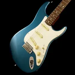 FENDER: TAKASHI