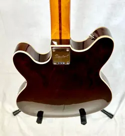VIBE STARCASTER GUITAR