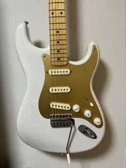 FENDER HERITAGE 50S STRATOCASTER