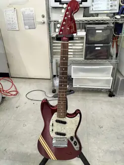 FENDER JAPAN MUSTANG MG69-73/CO ELECTRIC GUITAR  FROM JAPAN