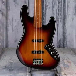 FENDER JACO PASTORIUS JAZZ BASS, 3-COLOR SUNBURST