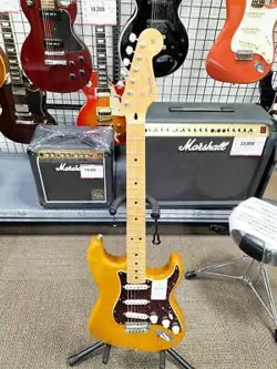 FENDER HYBRID II STRATOCASTER ELECTRIC GUITAR ALDER BODY VINTAGE TREMOLO