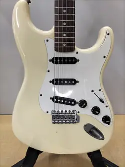 FENDER J ST72-55 ELECTRIC GUITAR