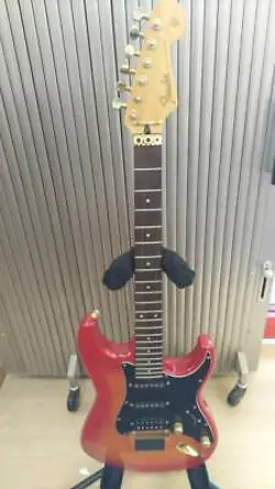 FENDER JAPAN STR-75R ELECTRIC GUITAR USED