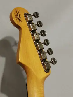 FENDER CUSTOMSHOP LTD 59 STRAT JOURNEYMAN RELIC ELECTRIC GUITAR