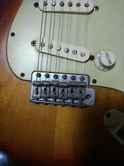 WORN STRATOCASTER LACQUER