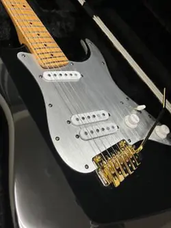 MODIFIED SQUIER BY