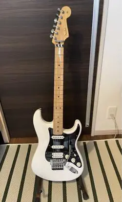 FENDER STRATOCASTER HSS MEXICO