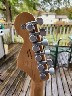 2006 FENDER HIGHWAY ONE STRATOCASTER 60TH ANNIVERSARY