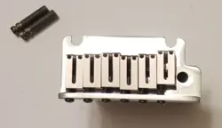 USA FENDER AMERICAN DELUXE STRATOCASTER TREMOLO BRIDGE STRAT GUITAR 2 POINT 2010