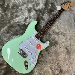 SQUIER BY FENDER FSR AFFINITY ST