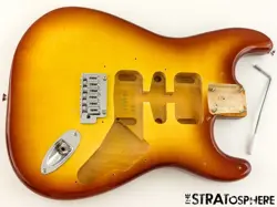 &HARDWARE STRATOCASTER SIENNA