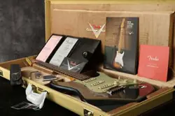 FENDER CUSTOM SHOP CUSTOM BUILT 1959 STRATOCASTER JOURNEYMAN RELIC MERCEDES BLUE