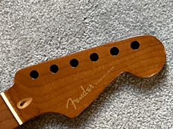 70TH ANNIVERSARY DELUXE