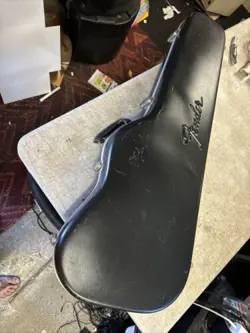 FENDER BLACK MOLDED HARDSHELL LOGO CASE USA STRAT TELE AMERICAN ELECTRIC GUITAR