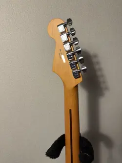 FENDER ELEMENTAL STRATOCASTER