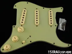 PICKGUARD STRAT 