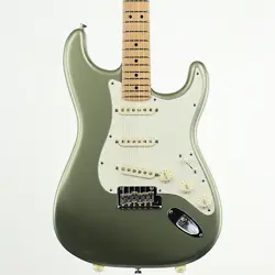 FENDER USA AMERICAN STANDARD STRATOCASTER JADE PEARL METALLIC USED W/HARD CASE