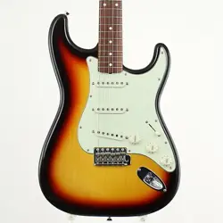 FENDER MADE IN JAPAN TRADITIONAL '60S STRATOCASTER 3-COLOR SUNBURST USED