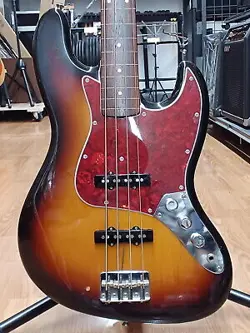 FENDER JB62-77FL-3TS USED