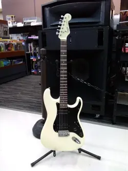 1983-1984 GUITAR RARE