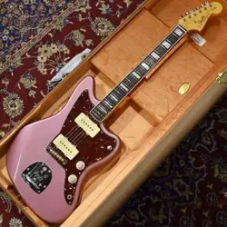 FENDER CUSTOM SHOP 1967 JAZZMASTER DLX CLOSET CLASSIC BURGUNDY MIST METALLIC