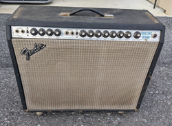 VINTAGE TUBE FENDER VIBROSONIC REVERB GUITAR AMP 1970S
