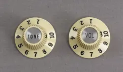 2021 FENDER JAZZMASTER AMERICAN PROFESSIONAL II WHITE / CREAM KNOBS