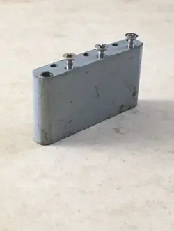 VINTAGE FENDER LEFTY TREMOLO FENDER STRAT BLOCK NATURAL HEAVY RELIC 56MM 2 3/16”