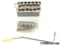 FENDER AV II AMERICAN VINTAGE 57 STRATOCASTER STRAT TREMOLO & ARM USA CHROME