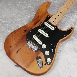 PINE STRATOCASTER NATURAL