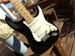 2013 USA FENDER STRATOCASTER, BLACK FINISH, MAPLE NECK, EXCEPTIONALLY FINE COND.