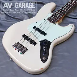 FENDER MEXICO CLASSIC SERIES '60S JAZZ BASS 2012